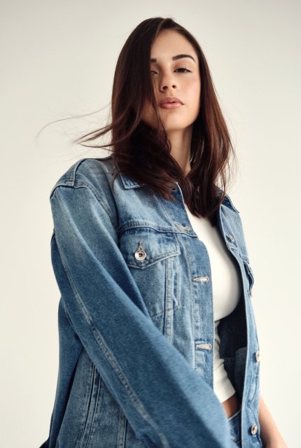 Vertical Image 1