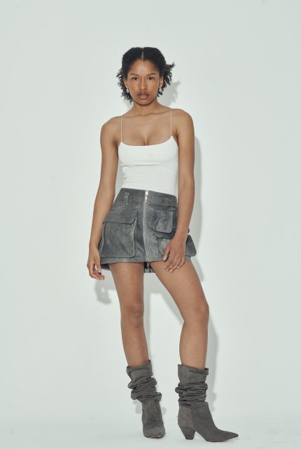 Vertical Image 1